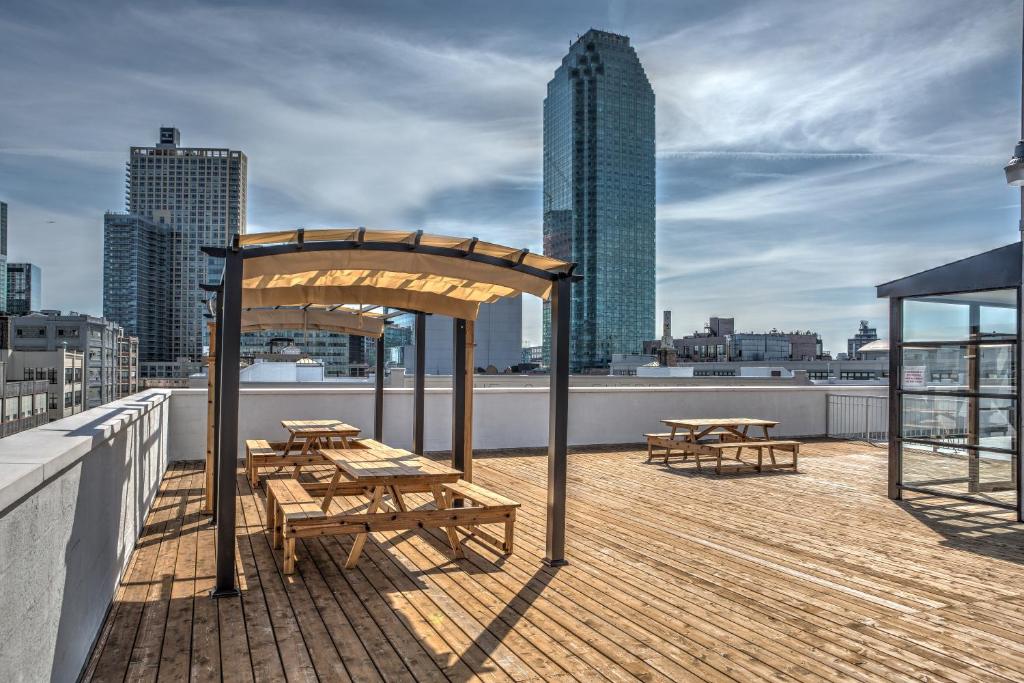 Where to Stay in Long Island City for Families